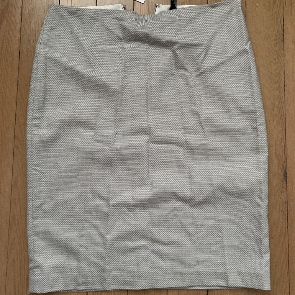 White House Black Market Gray Herringbone Skirt Size 4
